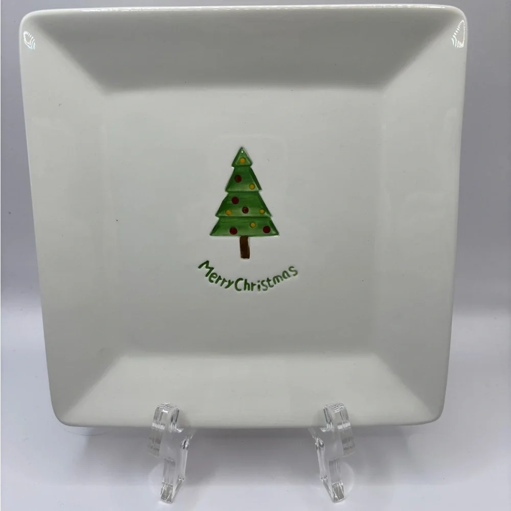 🎄Set of Four Christmas-theme BIA Cordon Bleu Appetizer Plates 🎄
